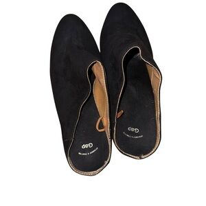 GAP Women's Black Heeled Mule